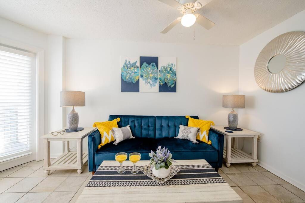 Royal Retreat-Amazing View-King Bed-1 Bedroom-Full Kitchen-Free Parking-Self Check-In Myrtle Beach Exterior photo