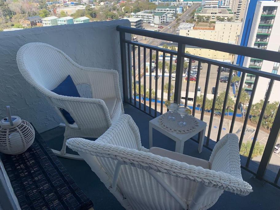 Royal Retreat-Amazing View-King Bed-1 Bedroom-Full Kitchen-Free Parking-Self Check-In Myrtle Beach Exterior photo