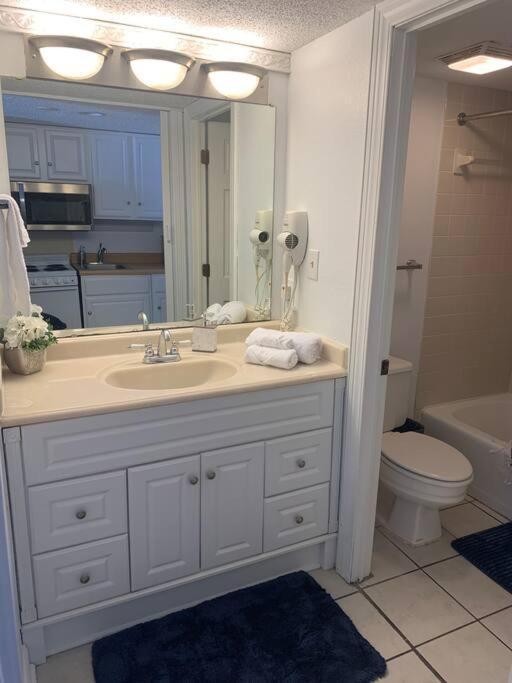 Royal Retreat-Amazing View-King Bed-1 Bedroom-Full Kitchen-Free Parking-Self Check-In Myrtle Beach Exterior photo